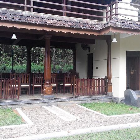 7Th Heaven Resorts Kochi Luaran gambar