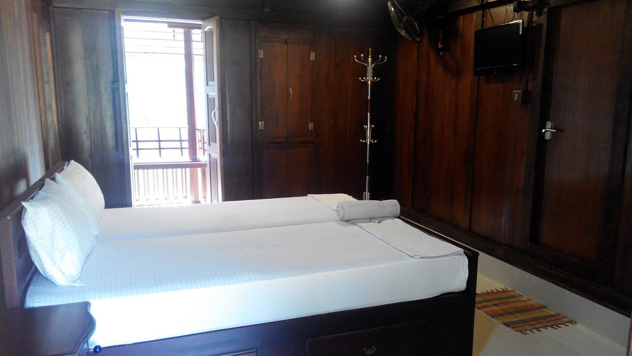 7Th Heaven Resorts Kochi Bilik gambar