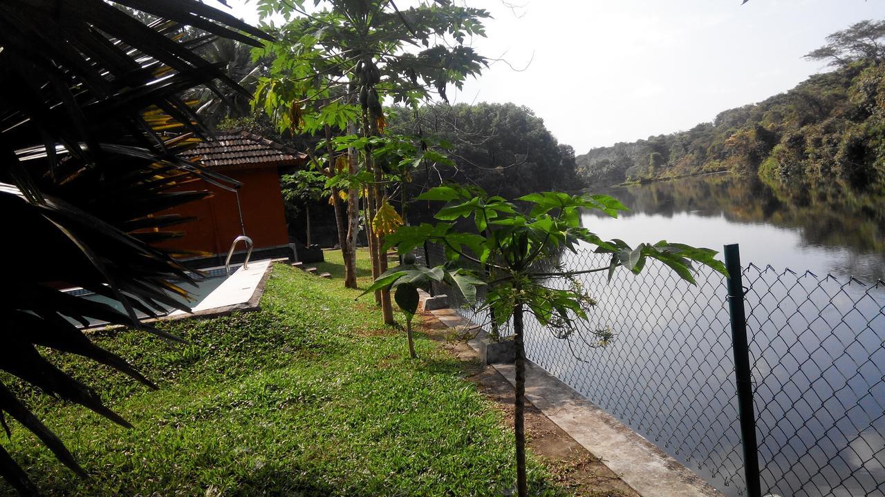 7Th Heaven Resorts Kochi Luaran gambar